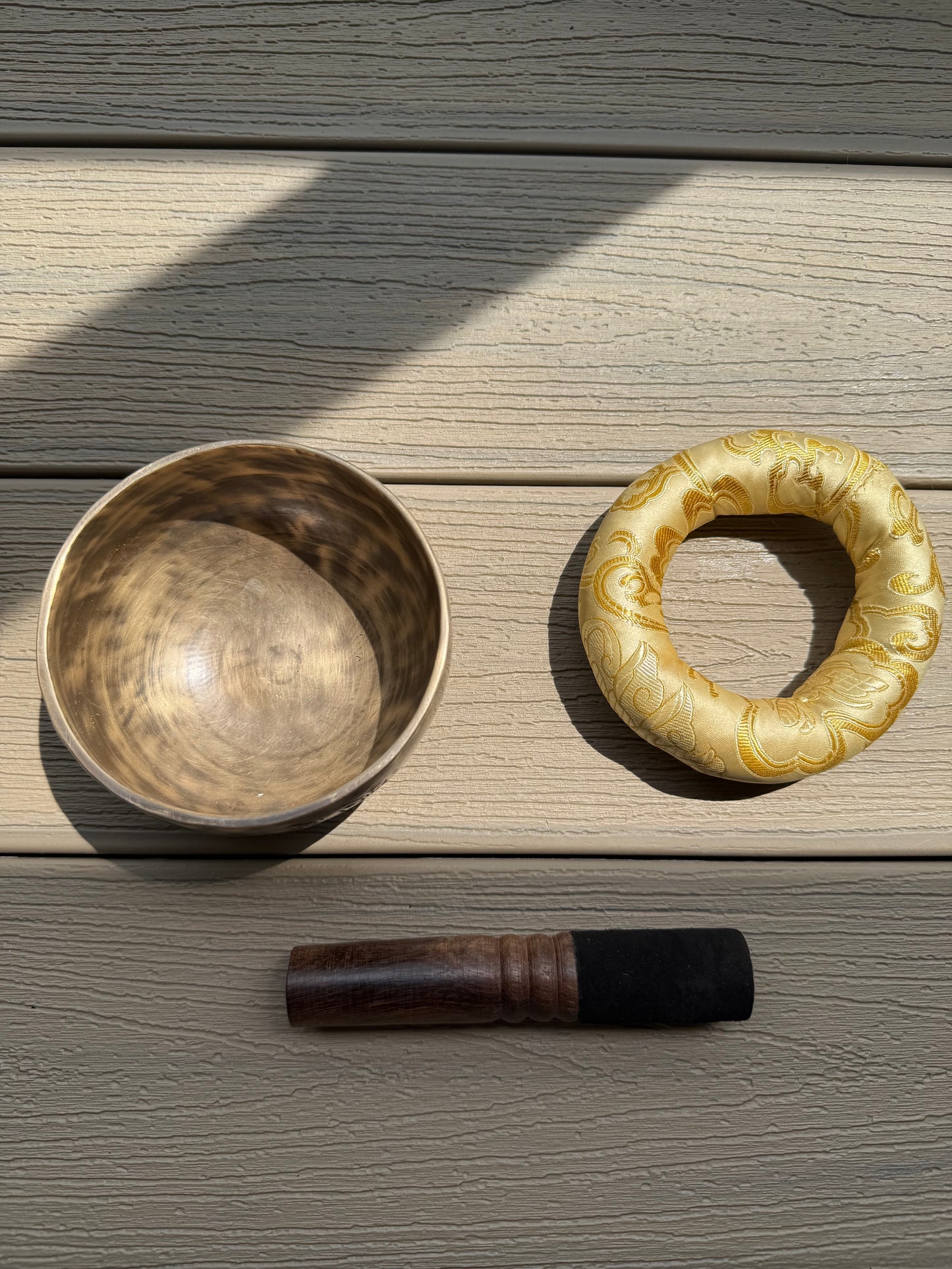 14cm Full Moon Mantra Singing Bowl